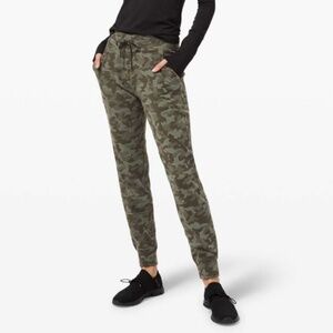 Lululemon Ready to Rulu Jogger 29"